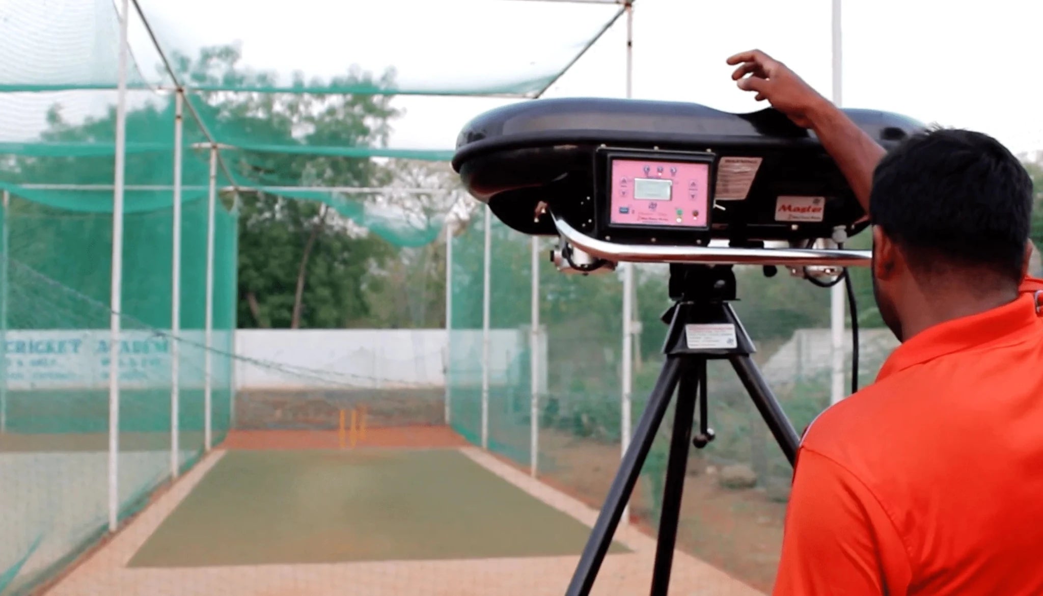 Master Digi Pro – The Benchmark in Professional Cricket Bowling Machines - LeverageSports