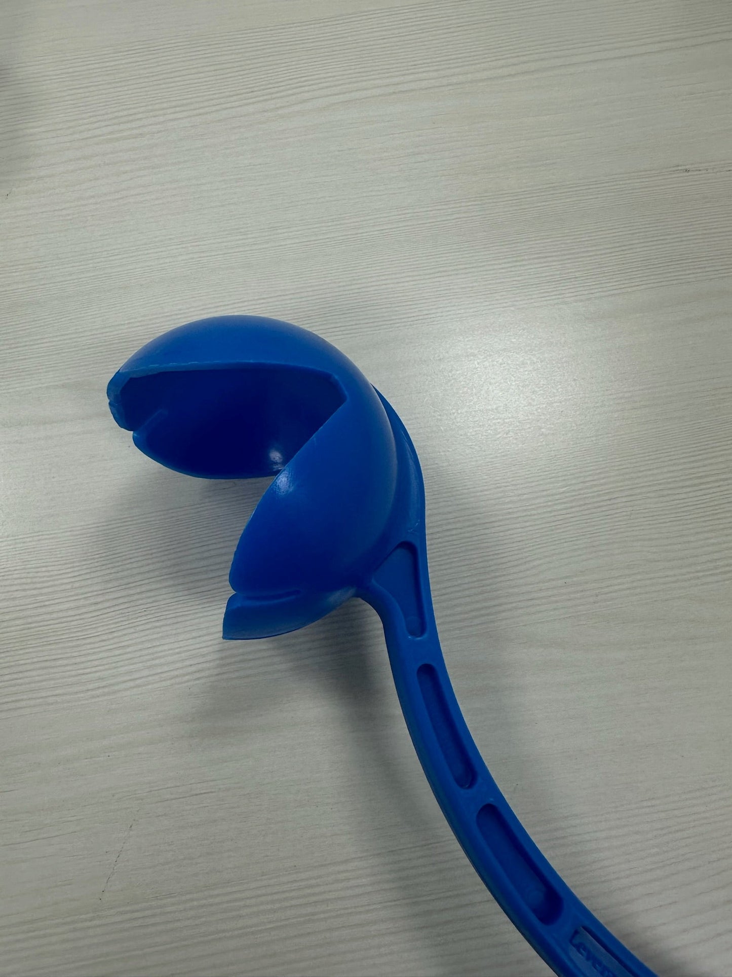 ball throwing & holding cup of the SpeedArm