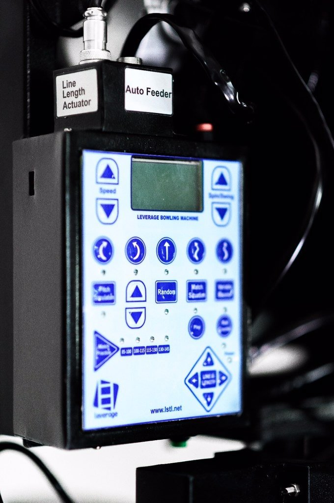 Yantra e3 - Intelligent Ball Throwing Machine - LeverageSports